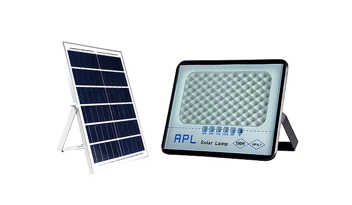 S1-100 太阳能投光灯 S1-100 太阳能投光灯